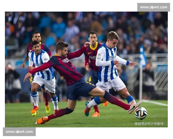 高清流畅足球赛事在线观看平台尽享全球精彩对决实时直播回放分析 - 副本 - 副本 - 副本 (2)